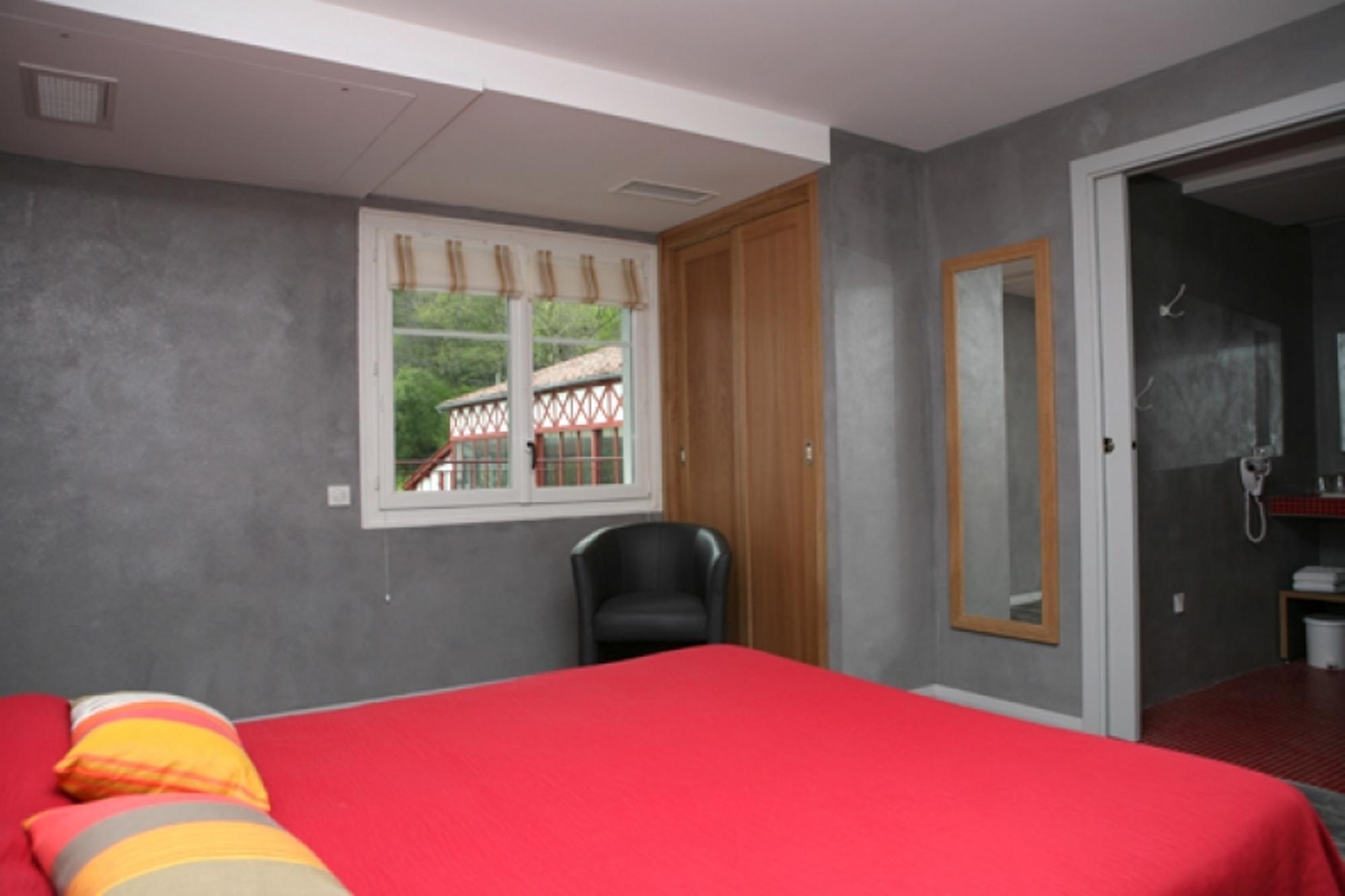 Logis Hotel Ur-Hegian Эноа Экстерьер фото