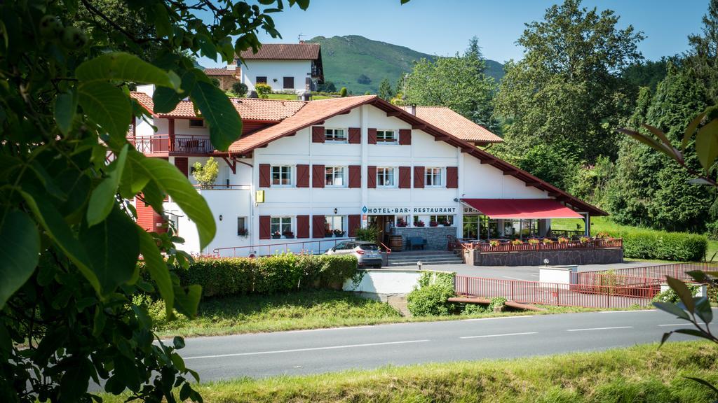 Logis Hotel Ur-Hegian Эноа Экстерьер фото
